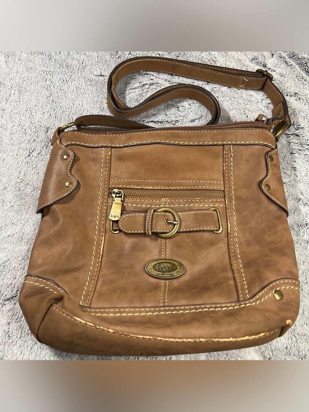 Y2K Brown Leather Crossbody Bag with Gold Hardware - Born Concept